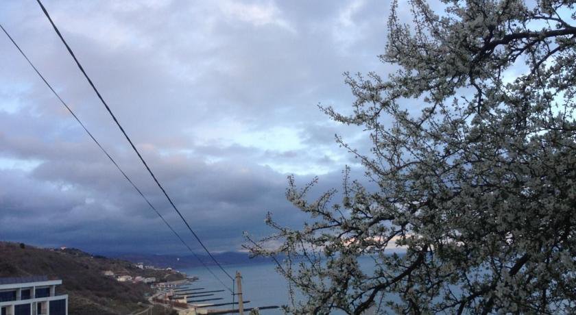 Гостиница  «Морской Прибой» Алушта